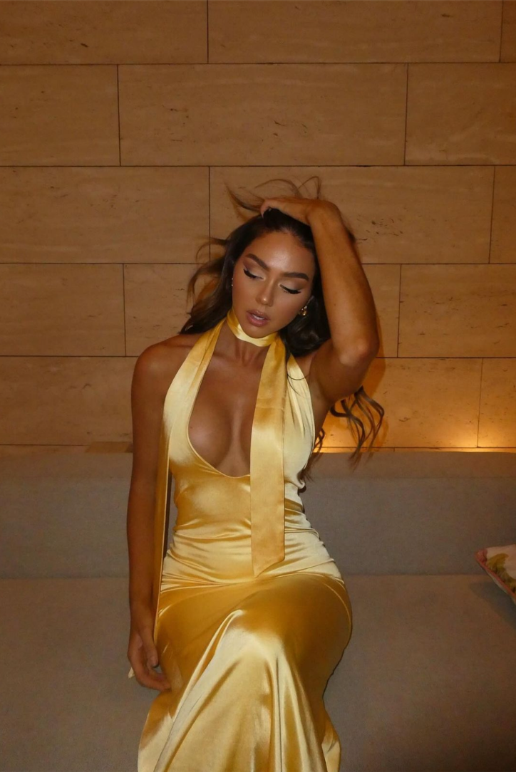 Faelira ™ | Satin maxi dress with pussy bow collar