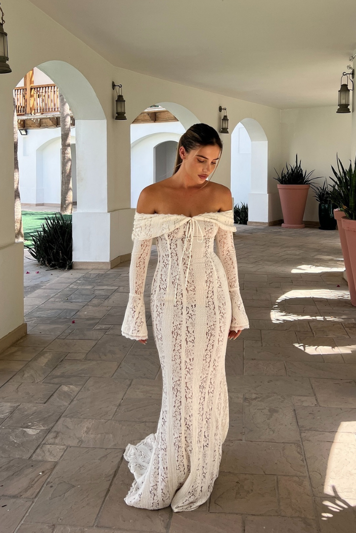 Viraya – Off-the-shoulder crochet lace maxi dress