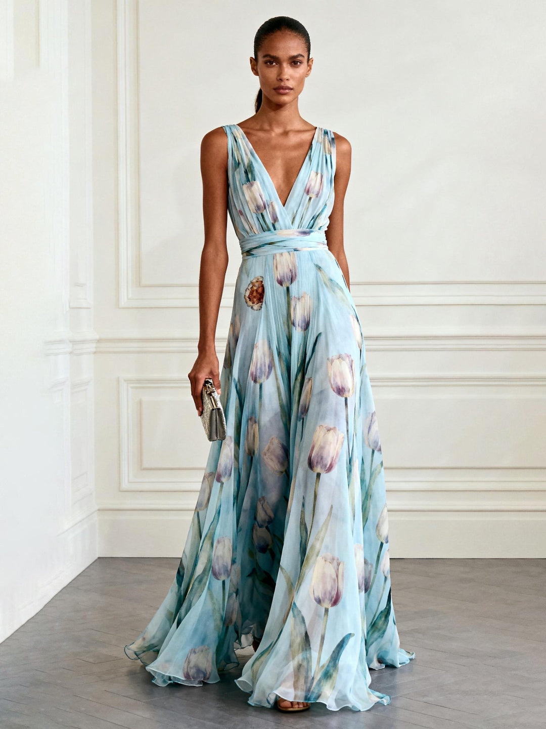 Nerea  - Elegant Tulip Print V-neck Maxi Dress
