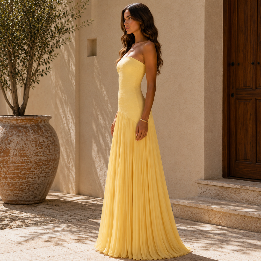 Rienna - Sophisticated Elegance that Delicately Flattens
