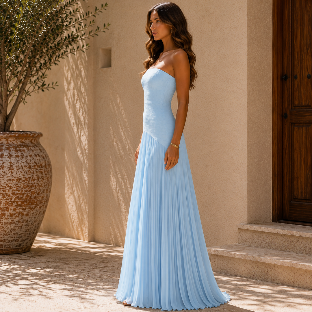 Rienna - Sophisticated Elegance that Delicately Flattens