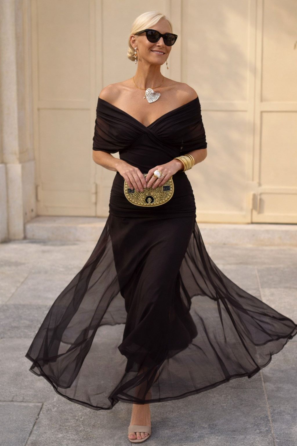 Elegant Maxi Party Dress with Sweetheart Neckline