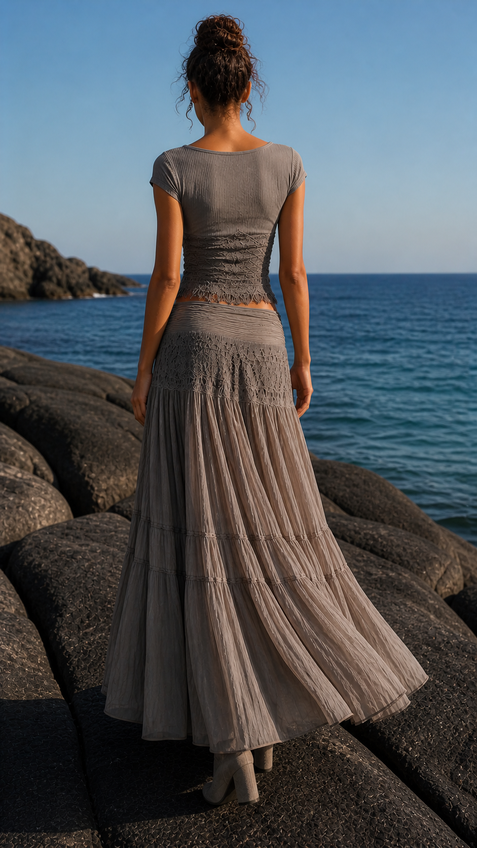 VITORIA TOP AND SKIRT Set