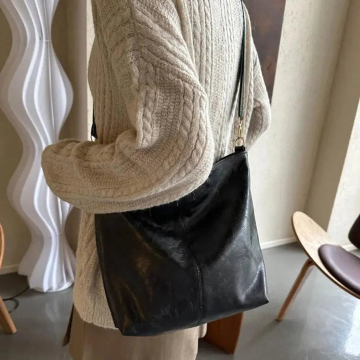 Greta – Vintage Leather Shoulder Bag