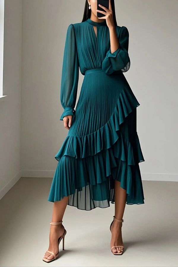 Vera | Elegant Pleated Dress