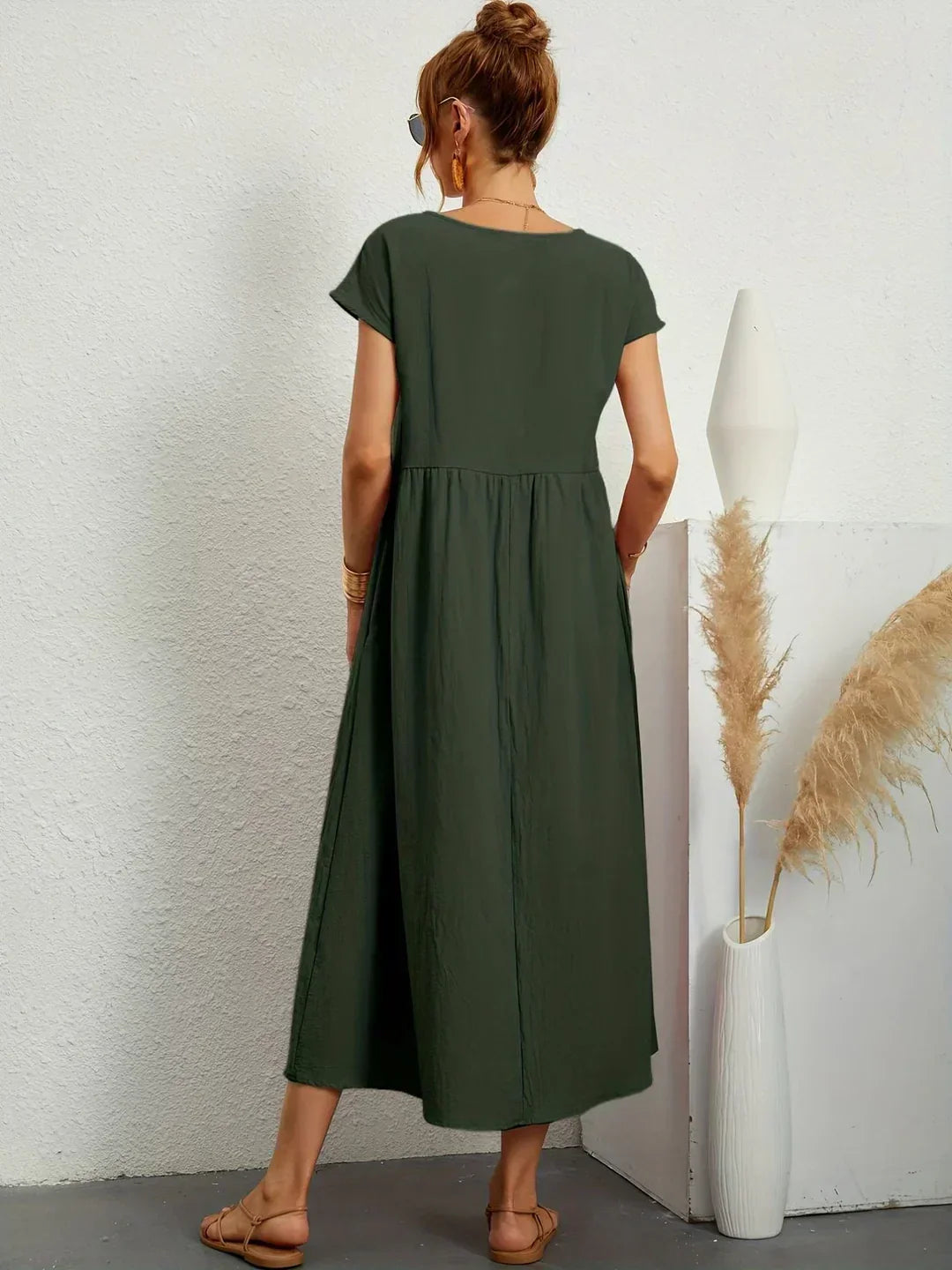 Gabrielle | Flowing Midi Dress with Timeless Elegance