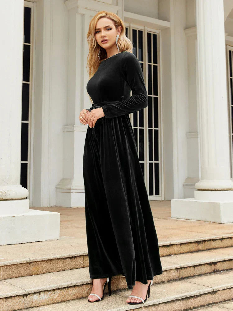 Dalia™ | Luxurious velvet dress