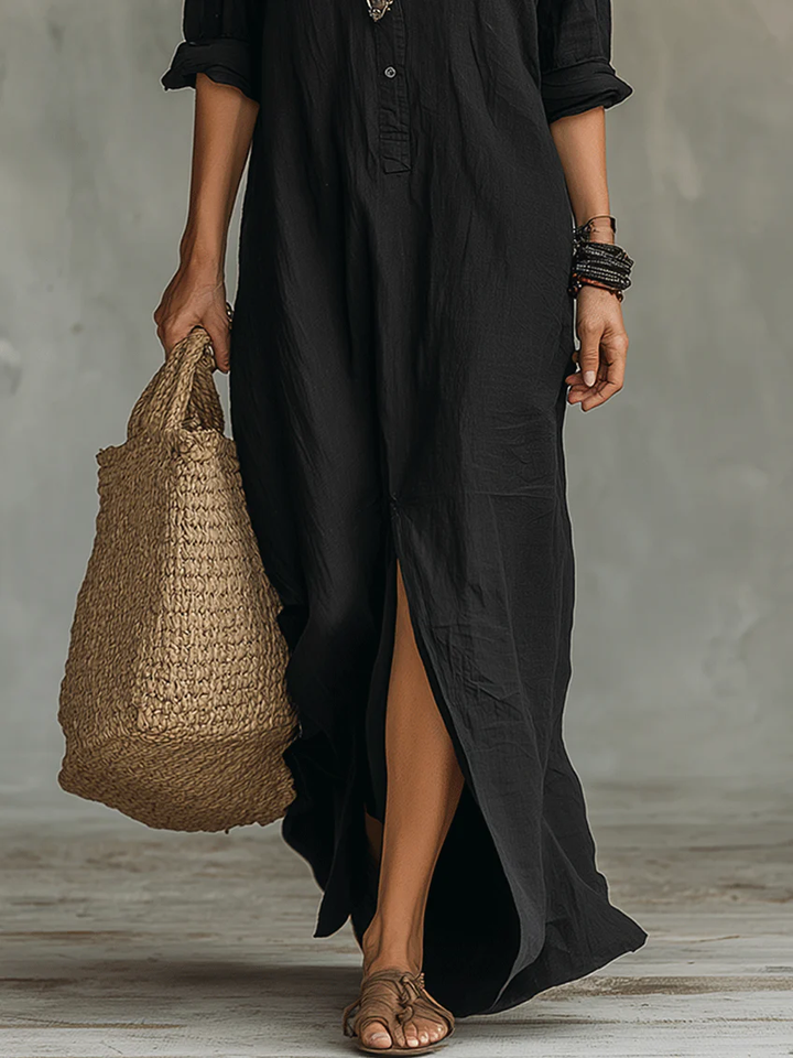 Soline - Relaxed V-Neck Button Maxi Dress