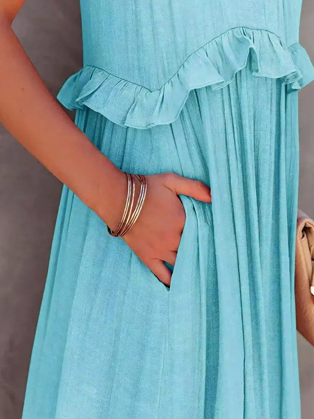 Ilona - Halterneck Dress With Ruffles and Maxi Pockets