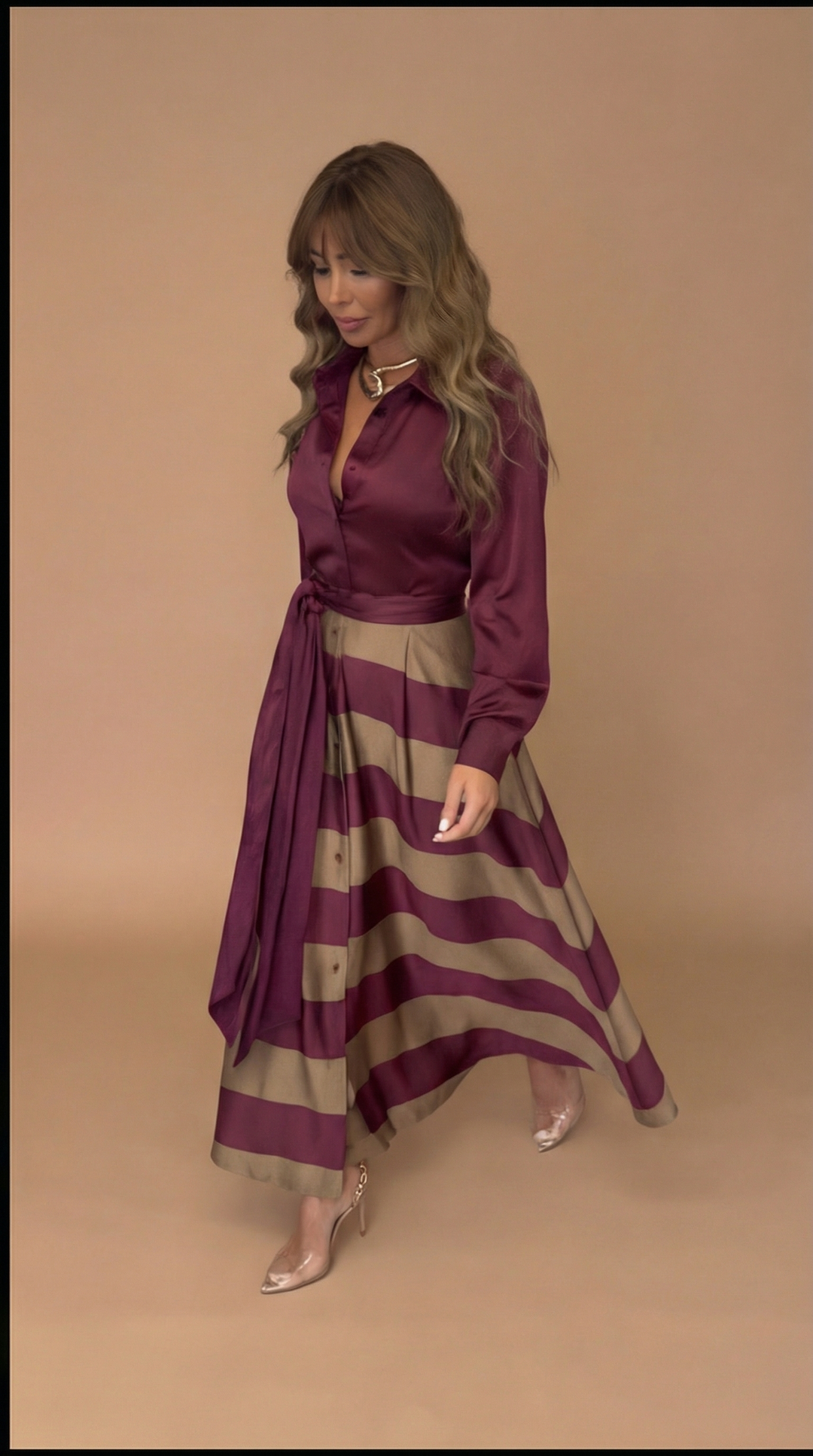 Nancy | Elegant Bow Detail