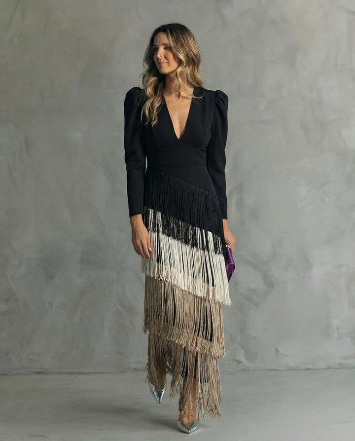 Clara  | Elegante vestido midi con mangas de flecos